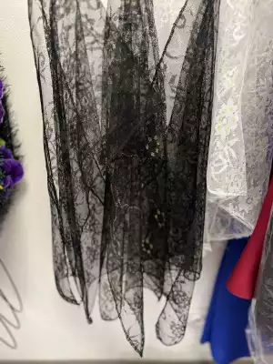 Косынка кружевная чёрная